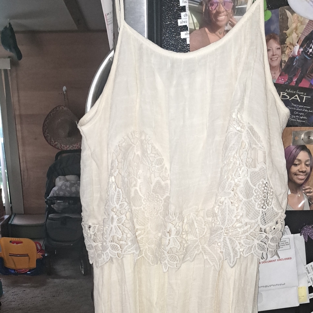 Lace off white point dress